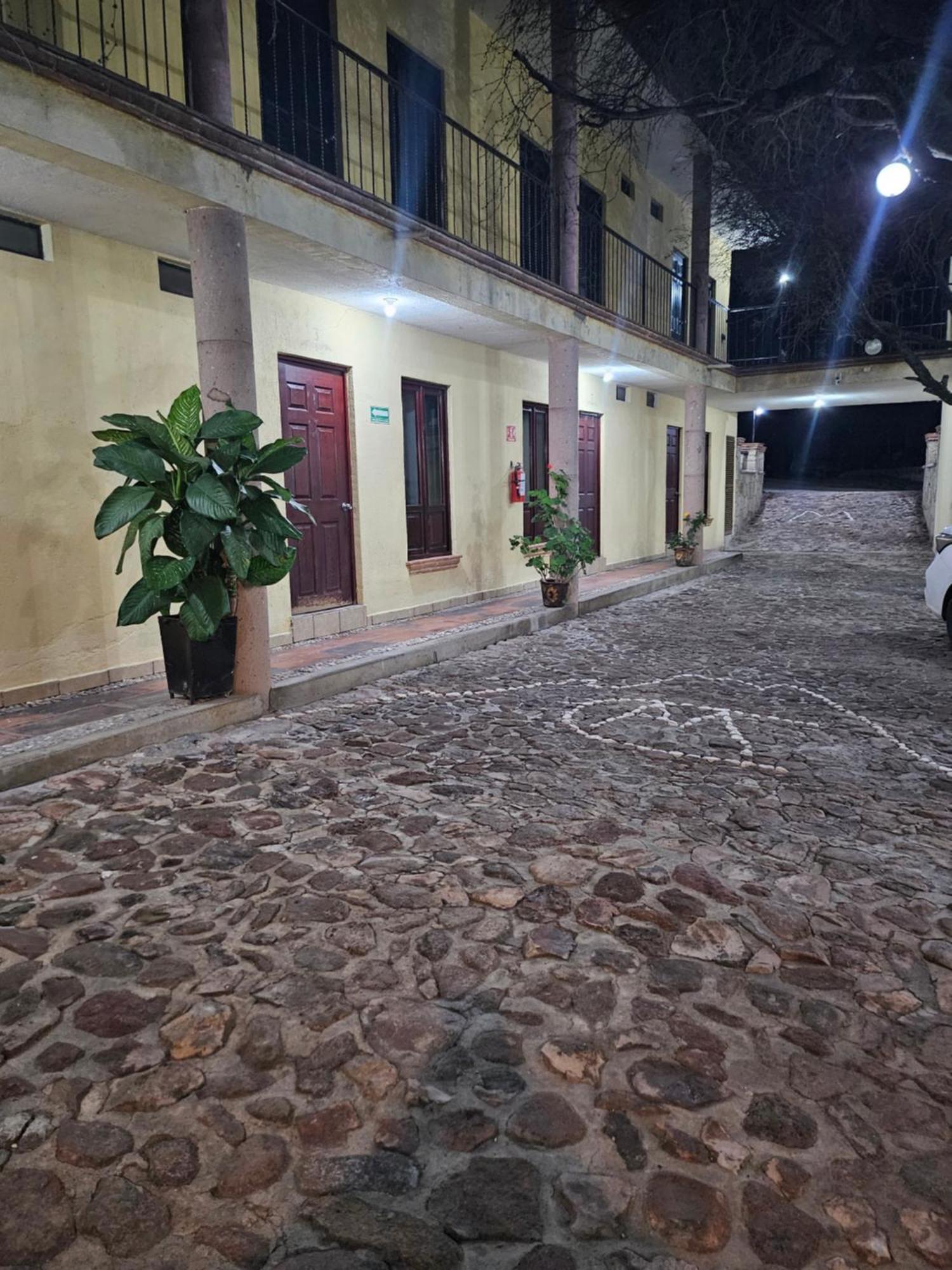 Hotel Villa Aurora Bernal Ngoại thất bức ảnh